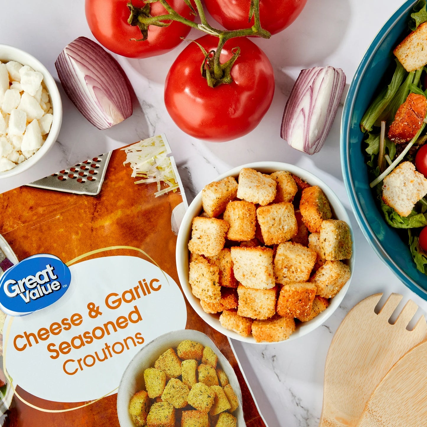 Great Value Cheese & Garlic Seasoned Croutons, 5 oz Resealable Bag, Ready-To-Eat