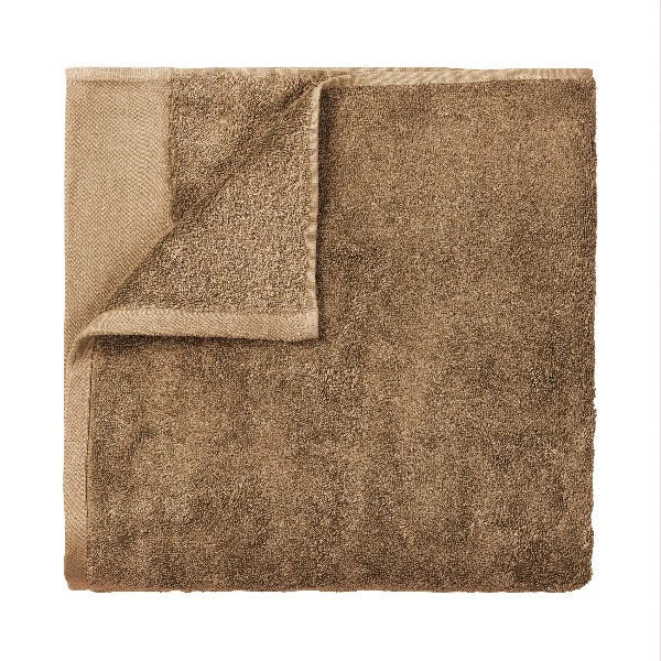 2 wash cloths